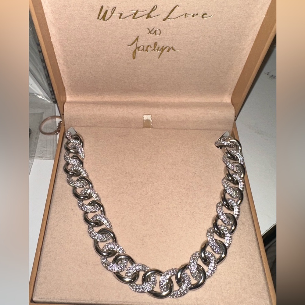 Jaclyn Roxanne the royal link in rhodium